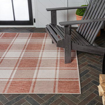 Sabine Traditional Farmhouse Bold Gingham Area Rug